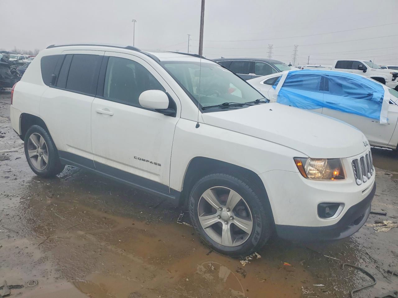 2017 JEEP COMPASS LATITUDE photo 4