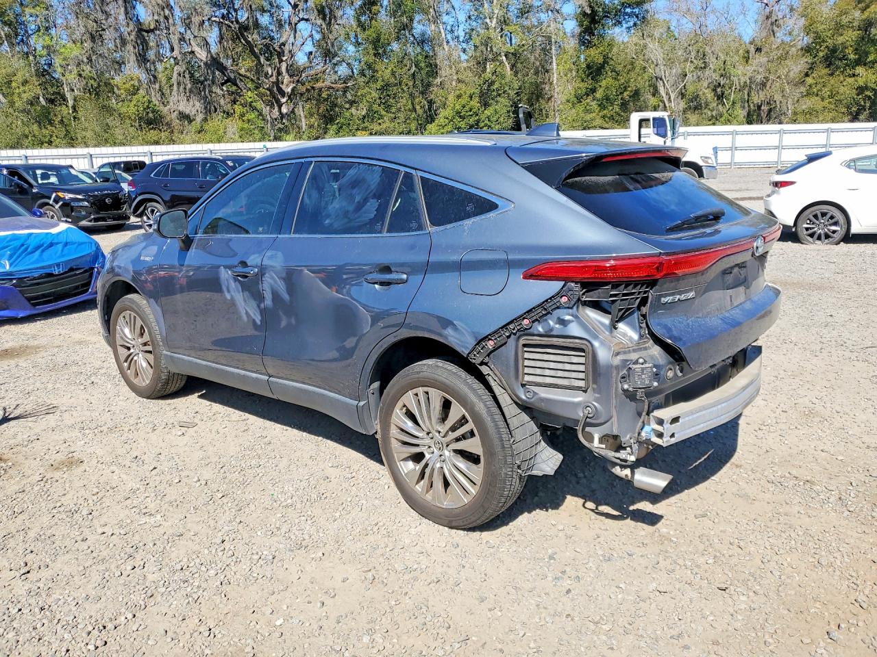 2021 TOYOTA VENZA LIMITED photo 3