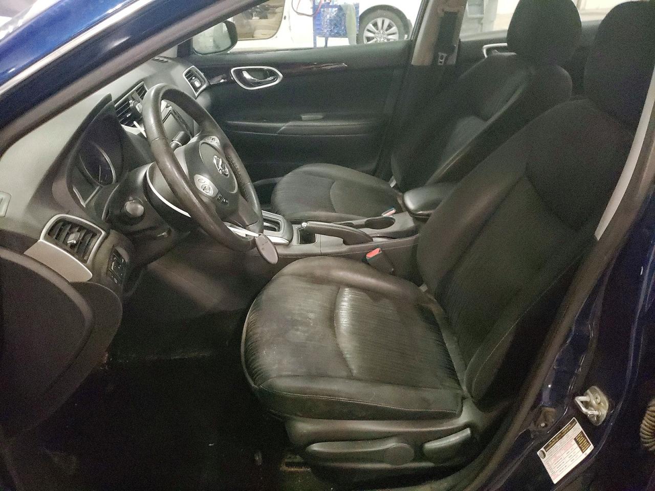 2019 NISSAN SENTRA SV photo 13