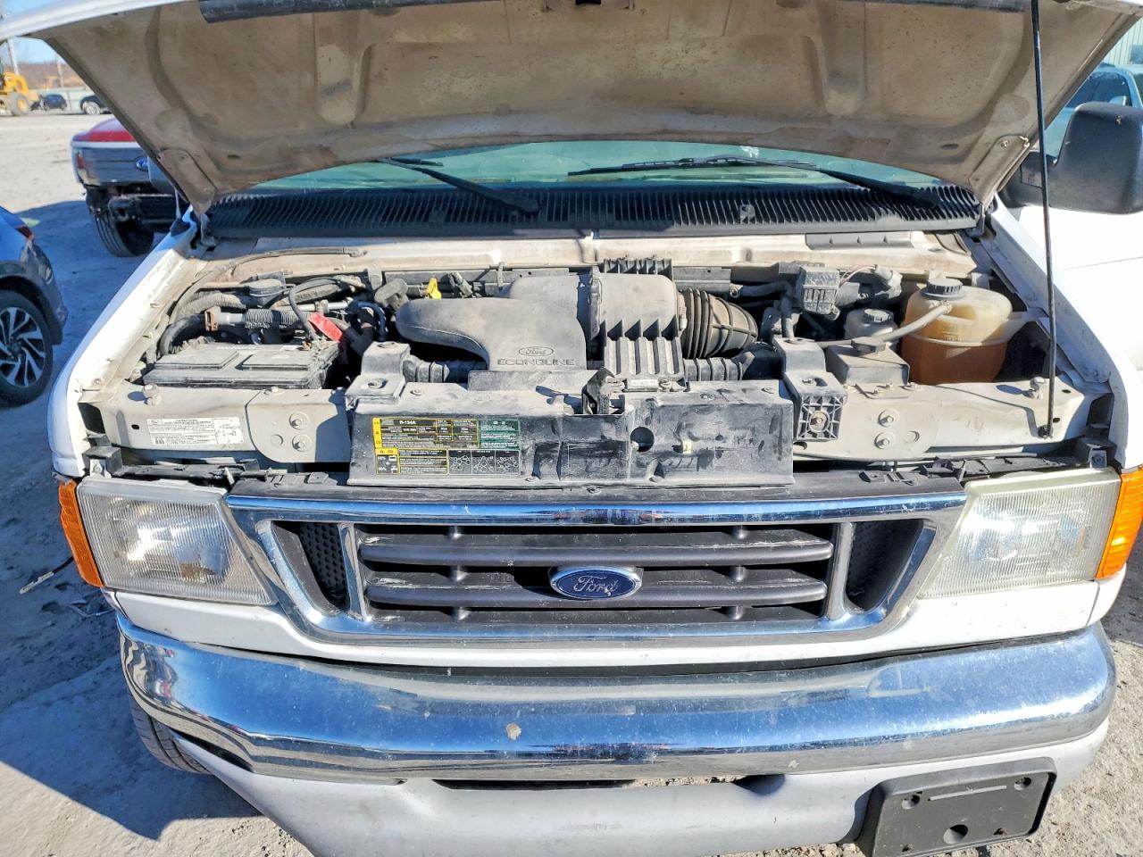 2005 FORD E250 DELIVERY VAN photo 12