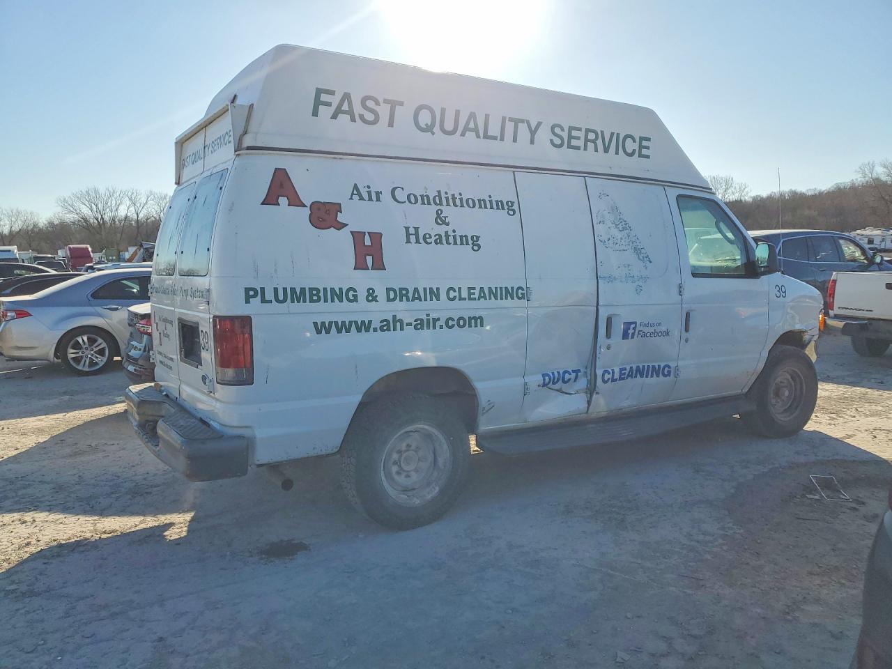 2005 FORD E250 DELIVERY VAN photo 3