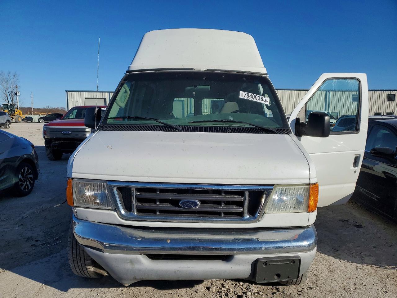 2005 FORD E250 DELIVERY VAN photo 5