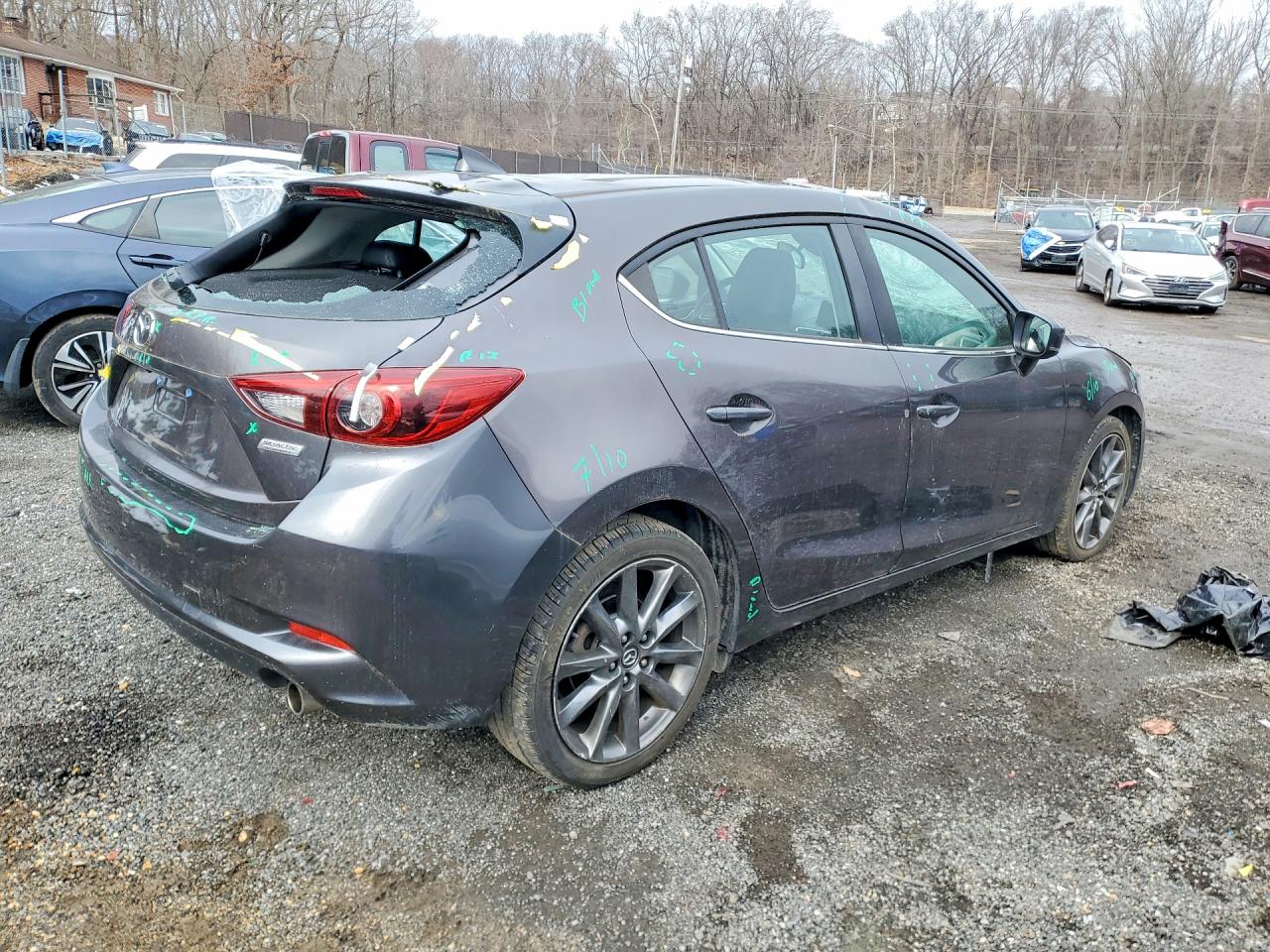 2018 MAZDA 3 GRAND TOURING photo 3