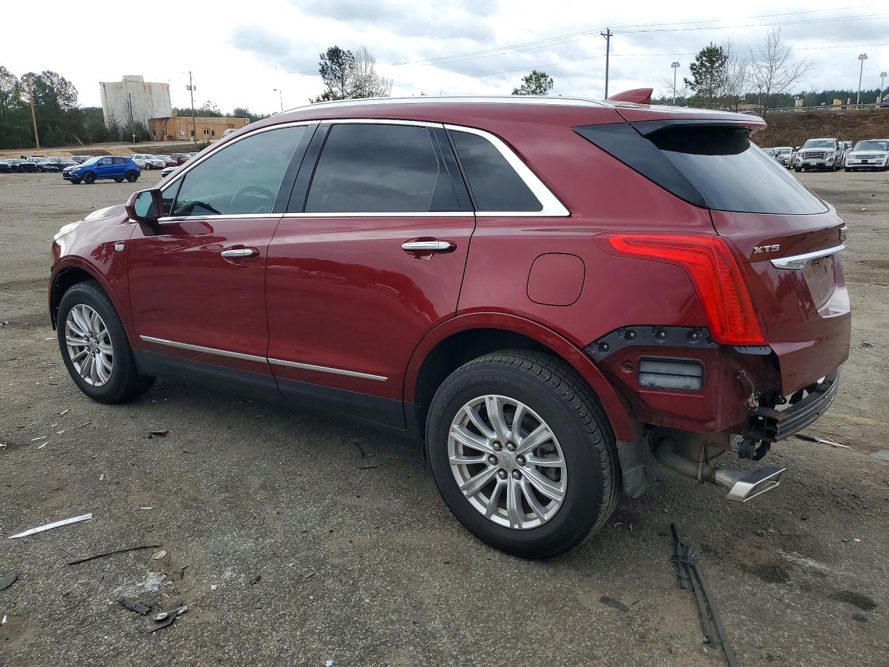 2017 CADILLAC XT5 photo 3