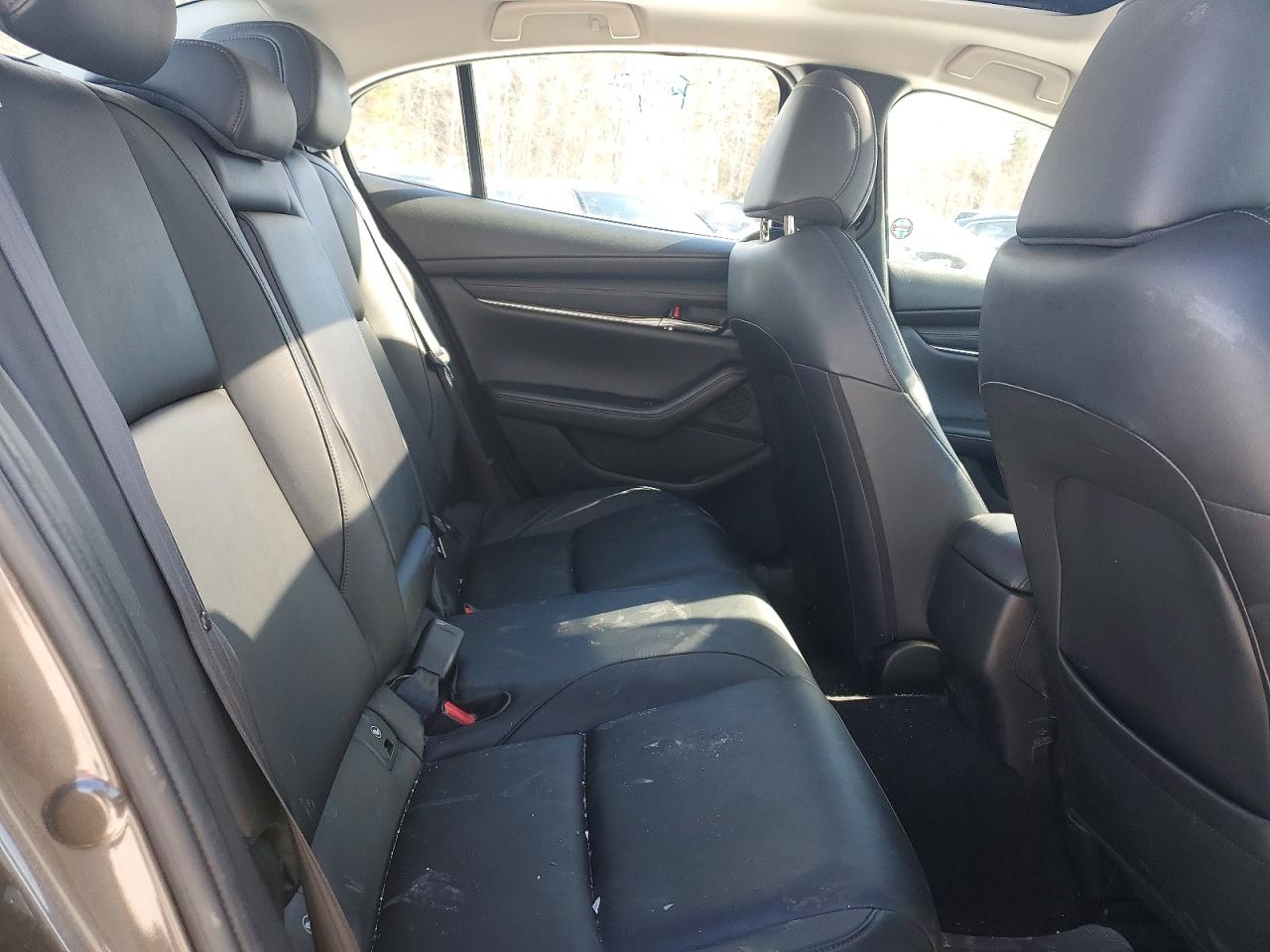 2019 MAZDA 3 PREFERRED PLUS photo 19