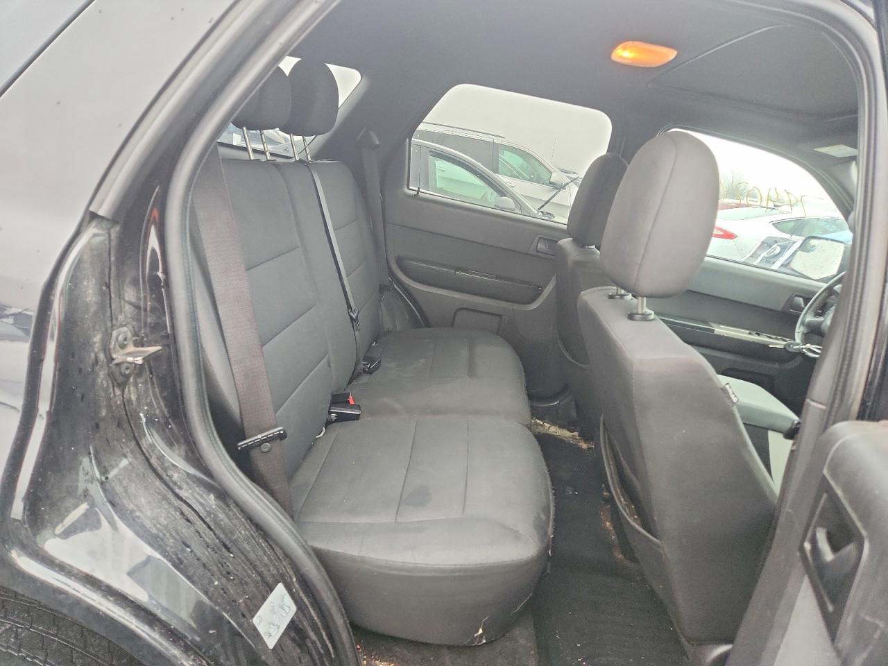 2012 FORD ESCAPE XLT photo 19
