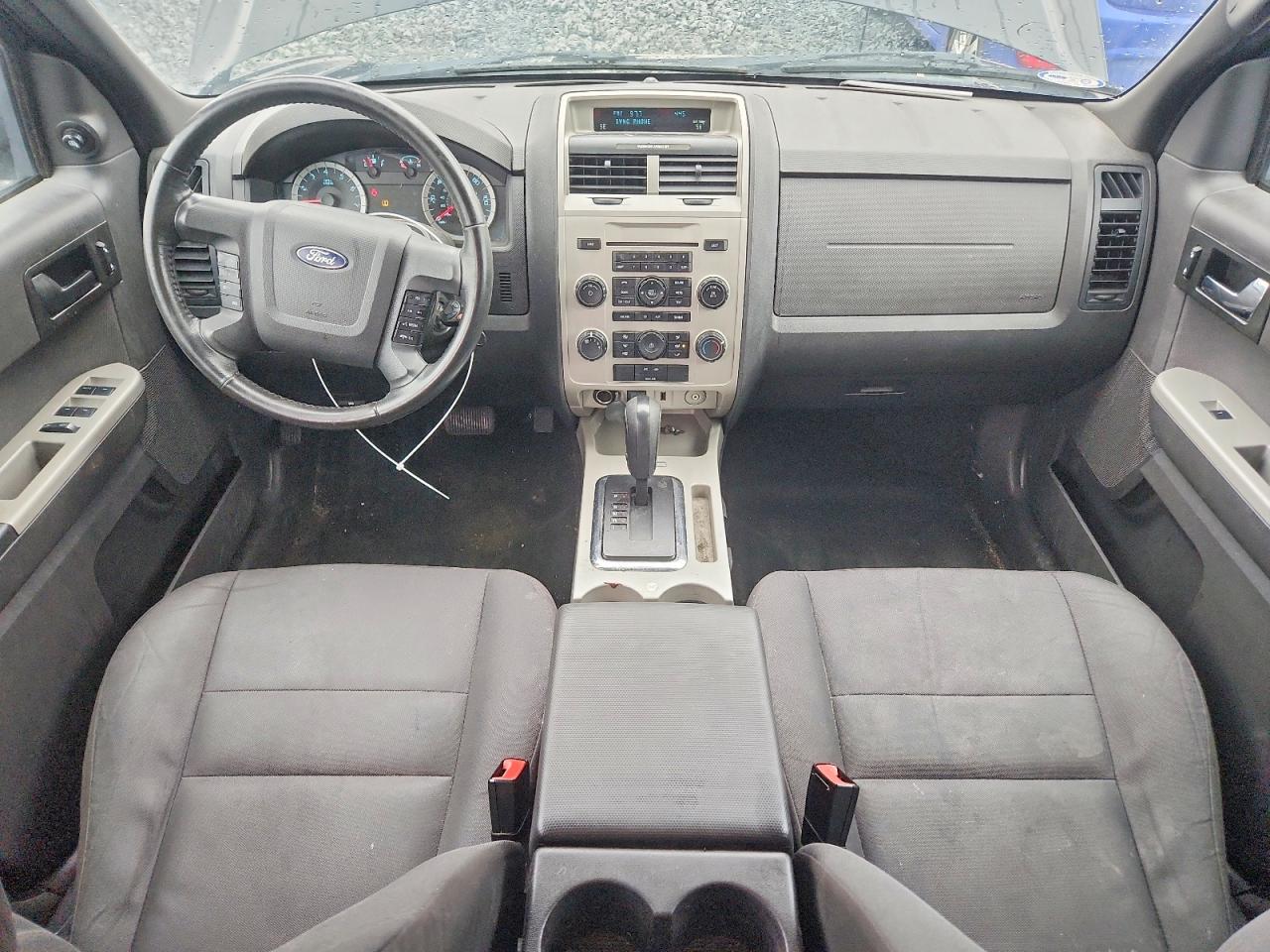 2012 FORD ESCAPE XLT photo 15