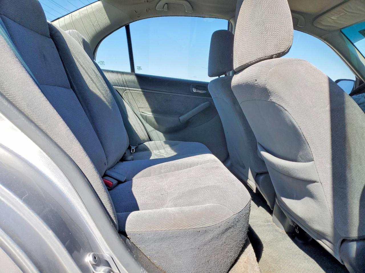 2002 HONDA CIVIC LX photo 19
