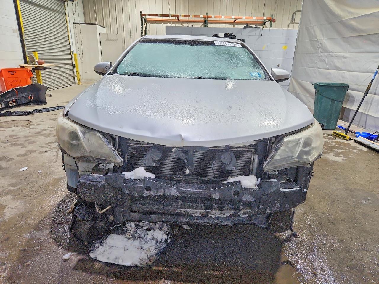 2012 TOYOTA CAMRY SE photo 9