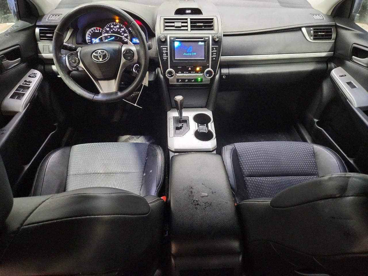 2012 TOYOTA CAMRY SE photo 15