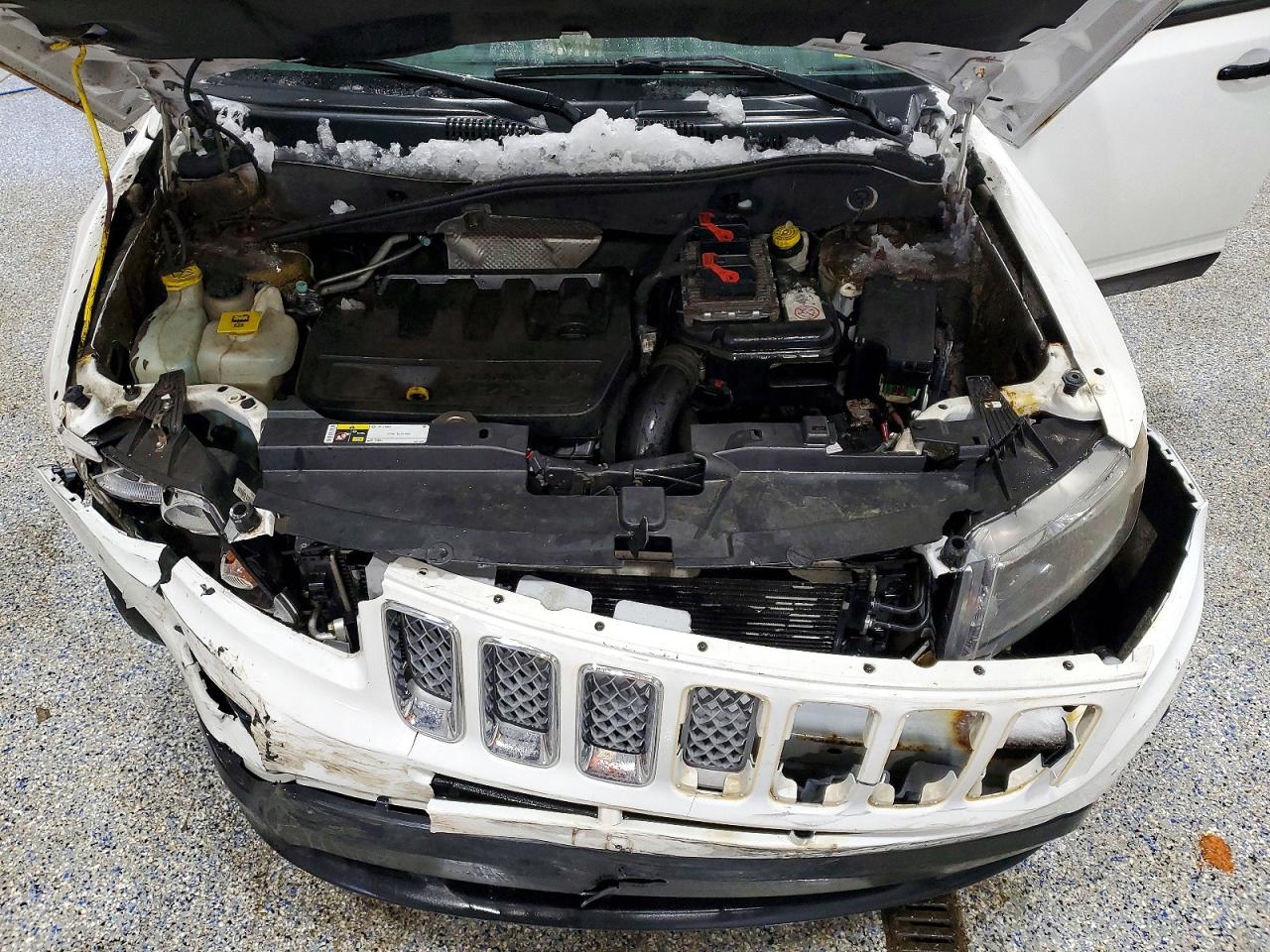 2014 JEEP COMPASS LATITUDE photo 23