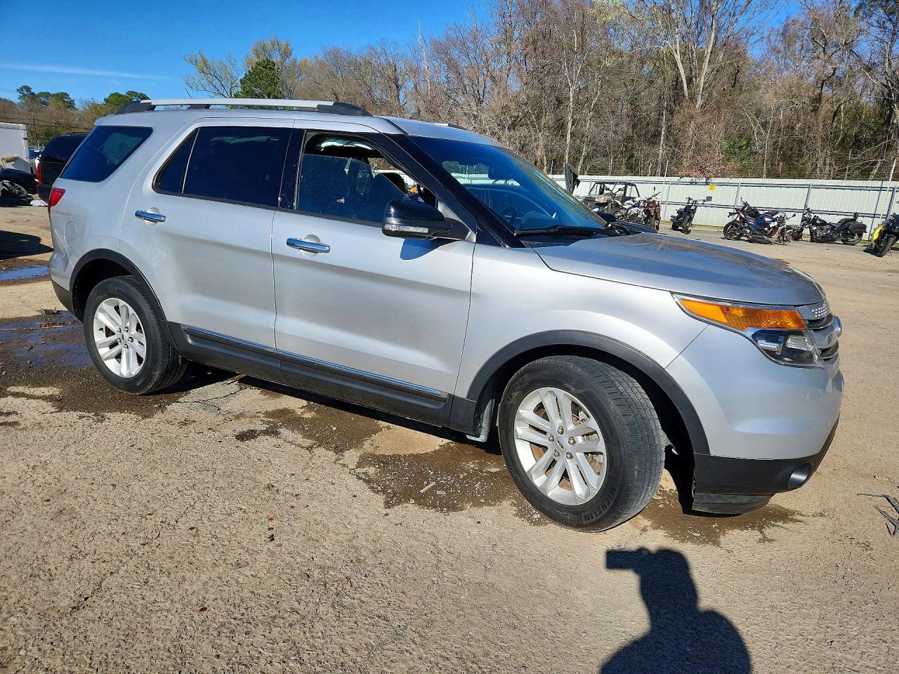 2013 FORD EXPLORER XLT photo 4