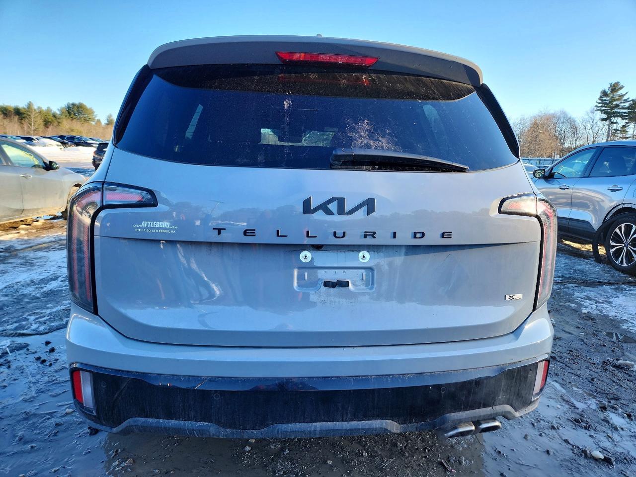 2025 KIA TELLURIDE SX photo 6