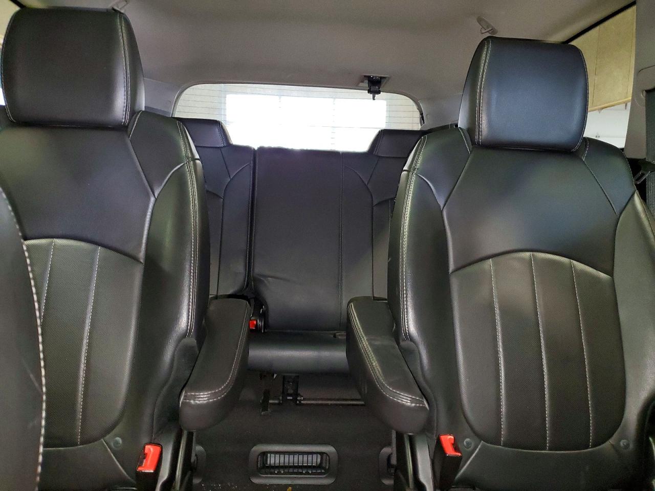 2016 BUICK ENCLAVE photo 28