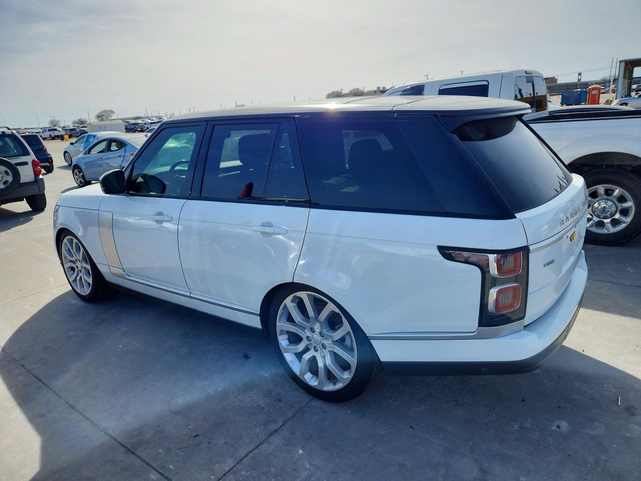 2019 LAND ROVER RANGE ROVER HSE photo 3