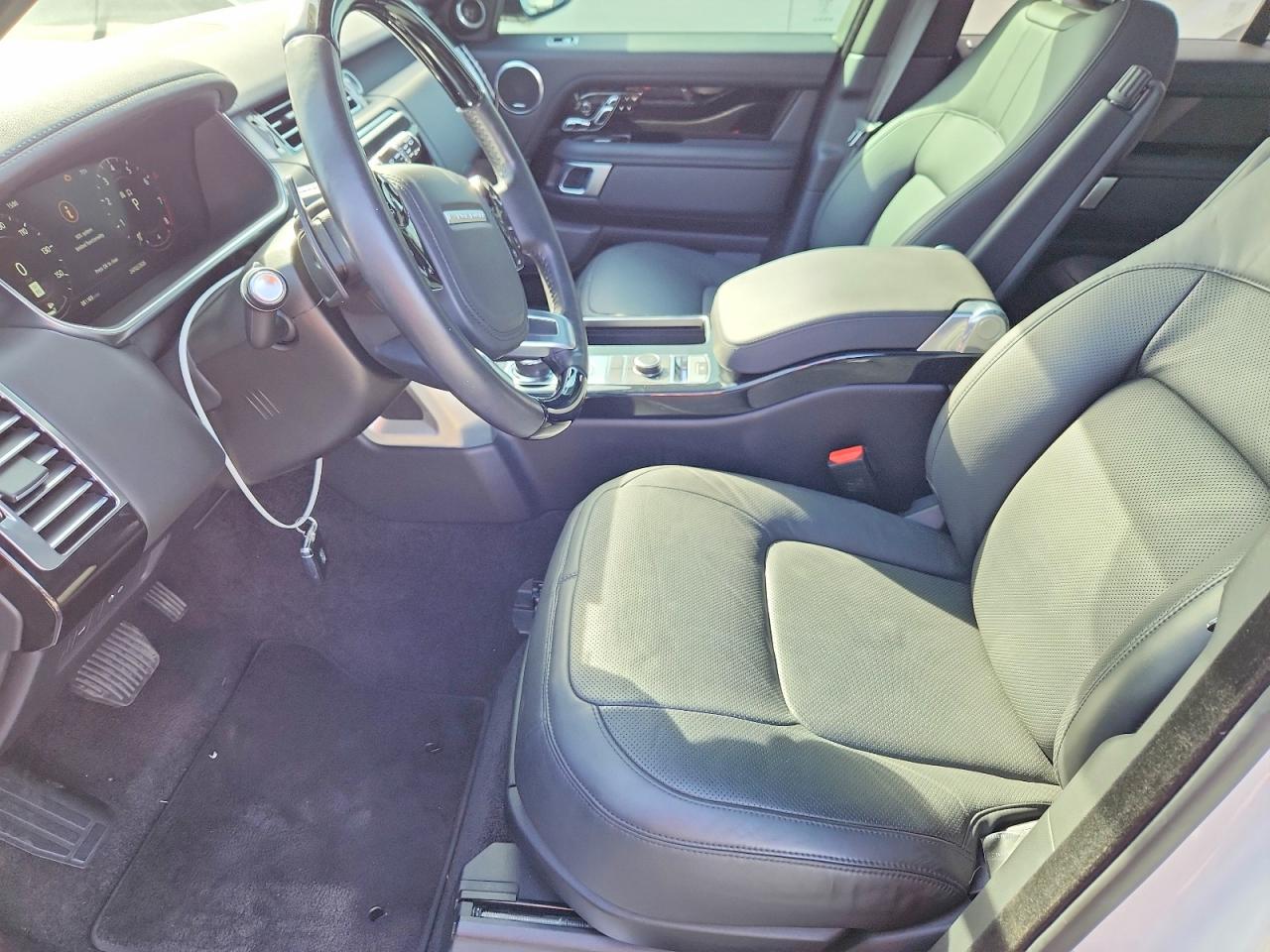 2019 LAND ROVER RANGE ROVER HSE photo 13