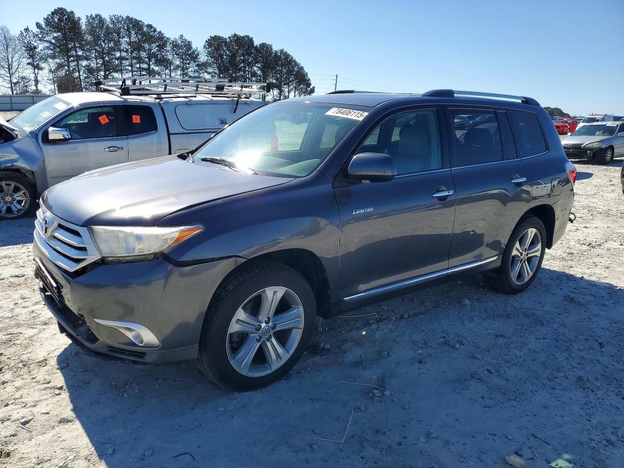 2013 TOYOTA HIGHLANDER
