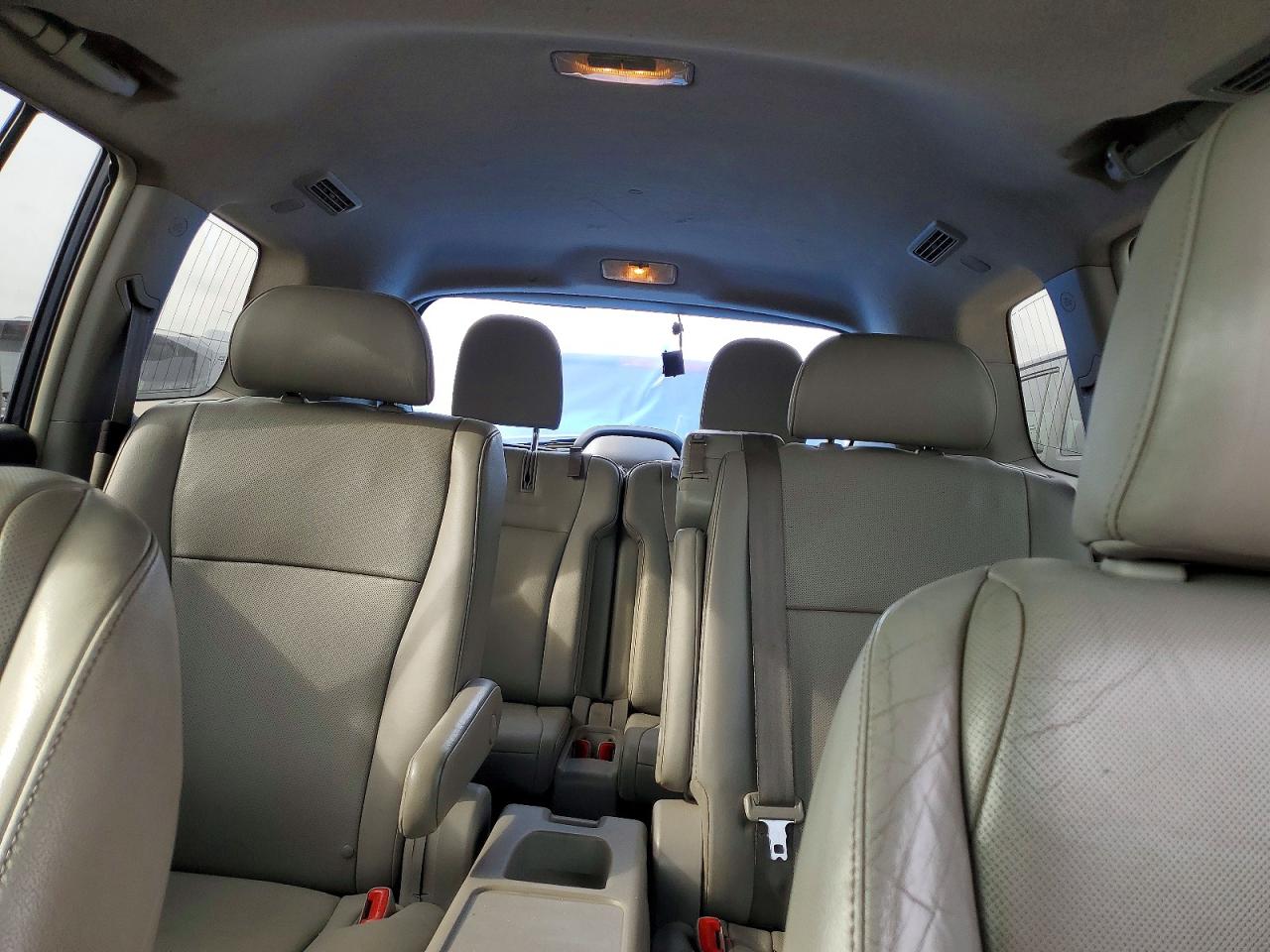 2013 TOYOTA HIGHLANDER LIMITED photo 10