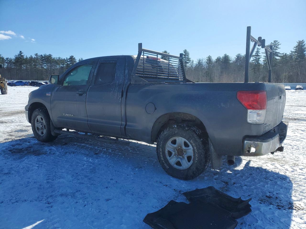 2011 TOYOTA TUNDRA DOUBLE CAB SR5 photo 3