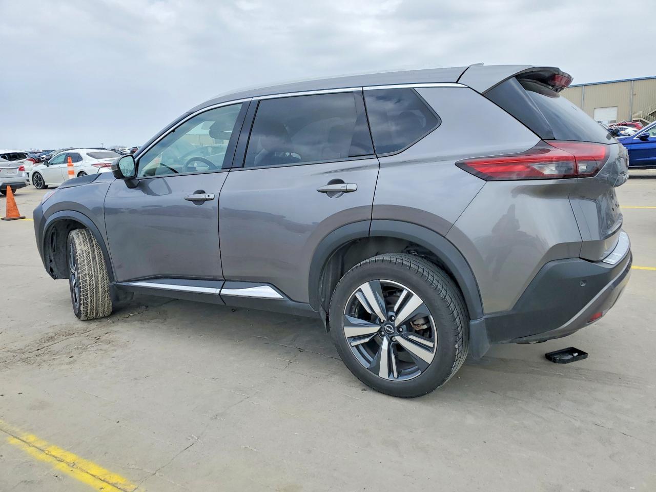 2023 NISSAN ROGUE SL photo 3