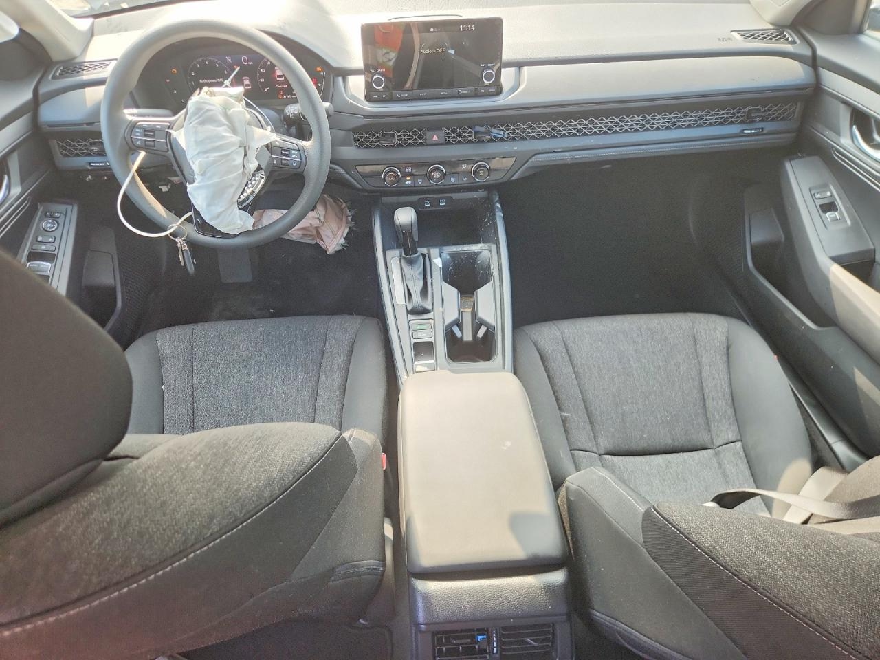 2025 HONDA ACCORD LX photo 22