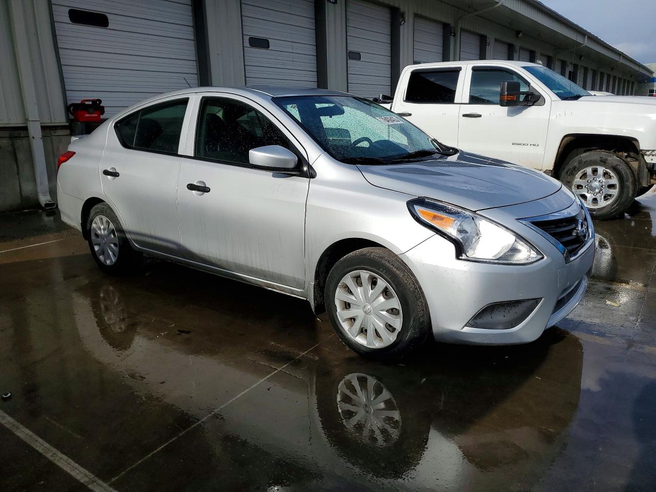 2018 NISSAN VERSA S PLUS photo 4