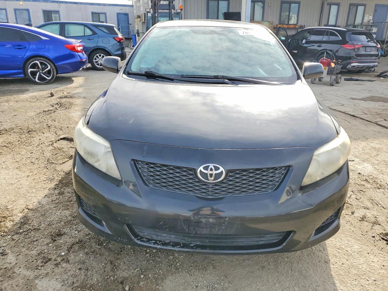 2010 TOYOTA COROLLA LE photo 5