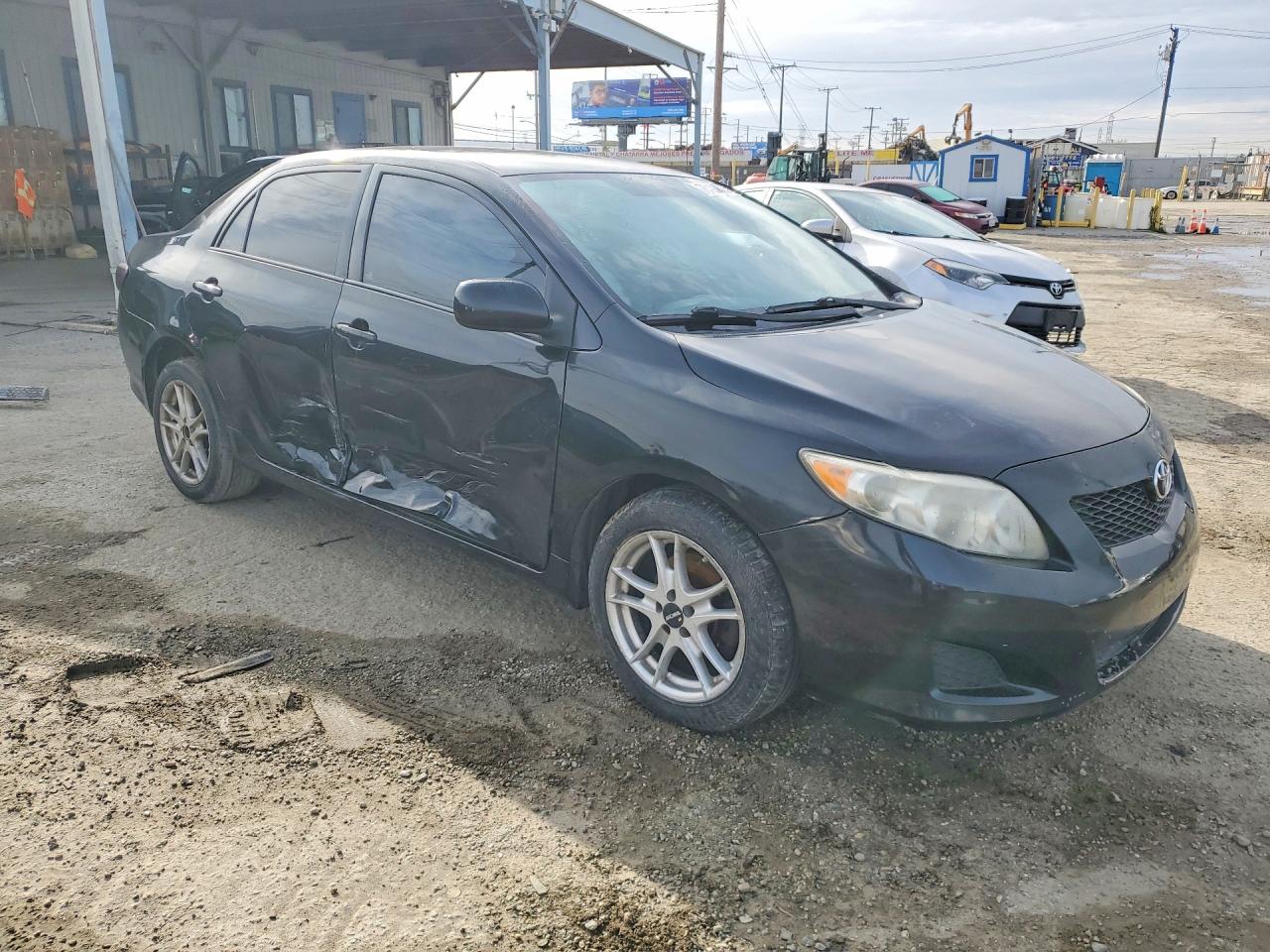 2010 TOYOTA COROLLA LE photo 4