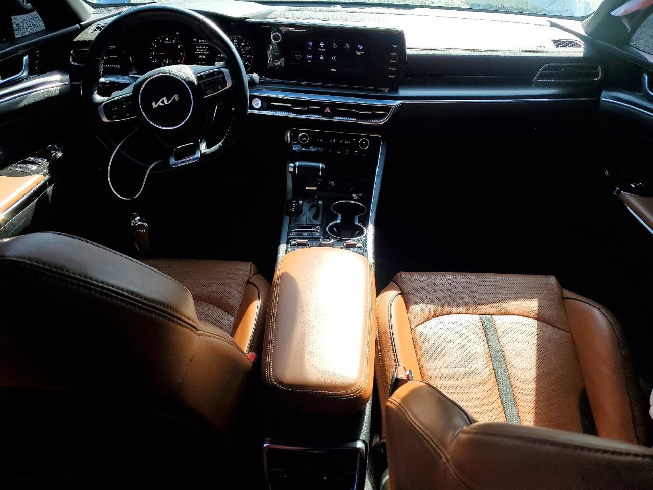 2023 KIA K5 GT photo 8