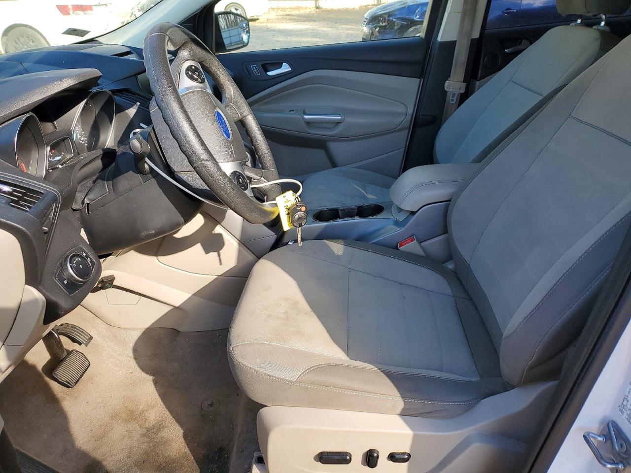 2015 FORD ESCAPE SE photo 13