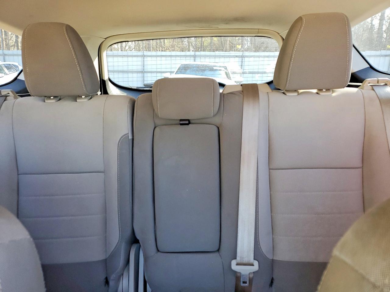 2015 FORD ESCAPE SE photo 19