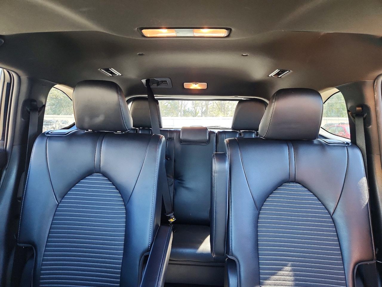 2022 TOYOTA HIGHLANDER XSE photo 10