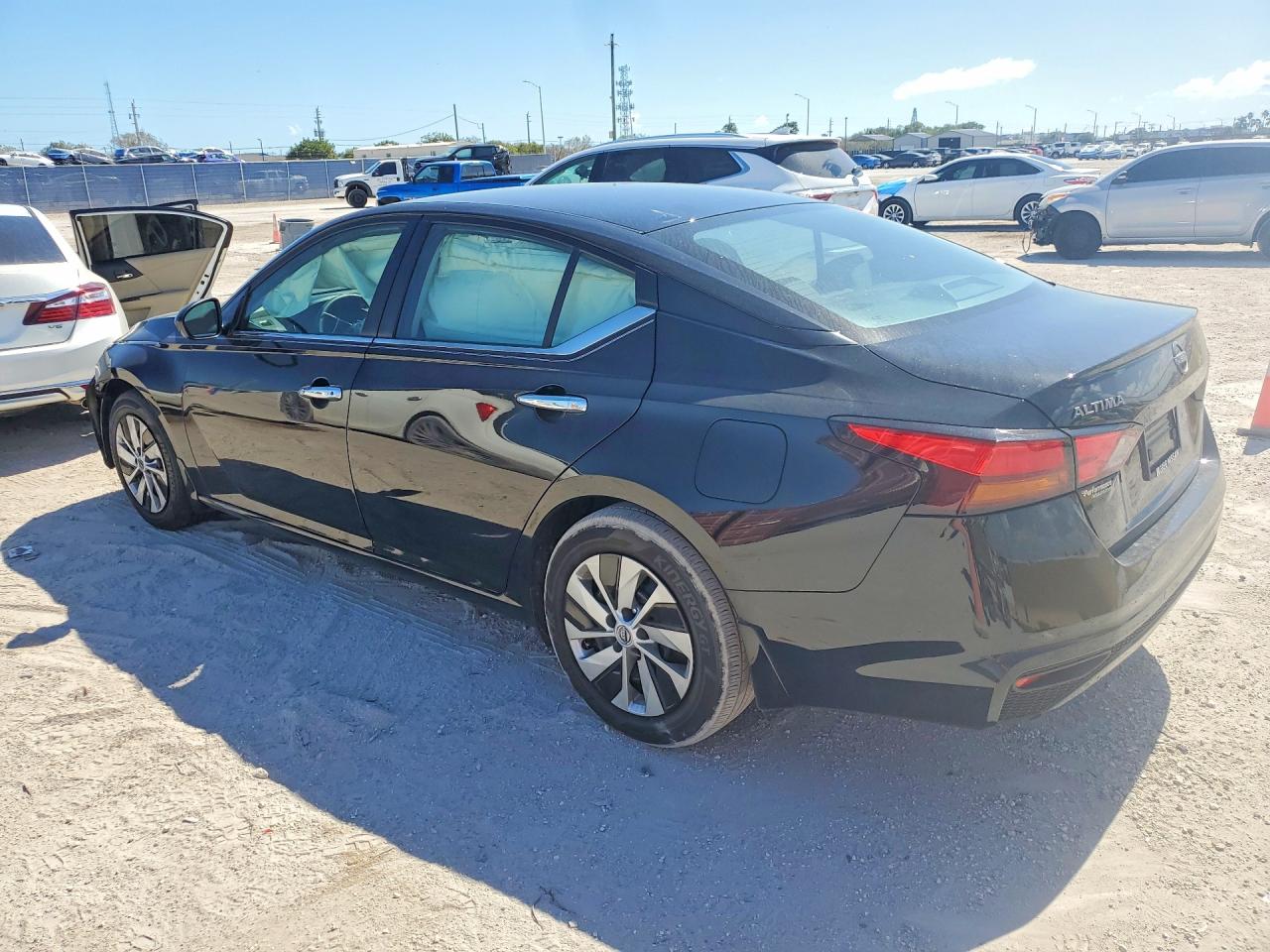 2024 NISSAN ALTIMA 2.5 S photo 3