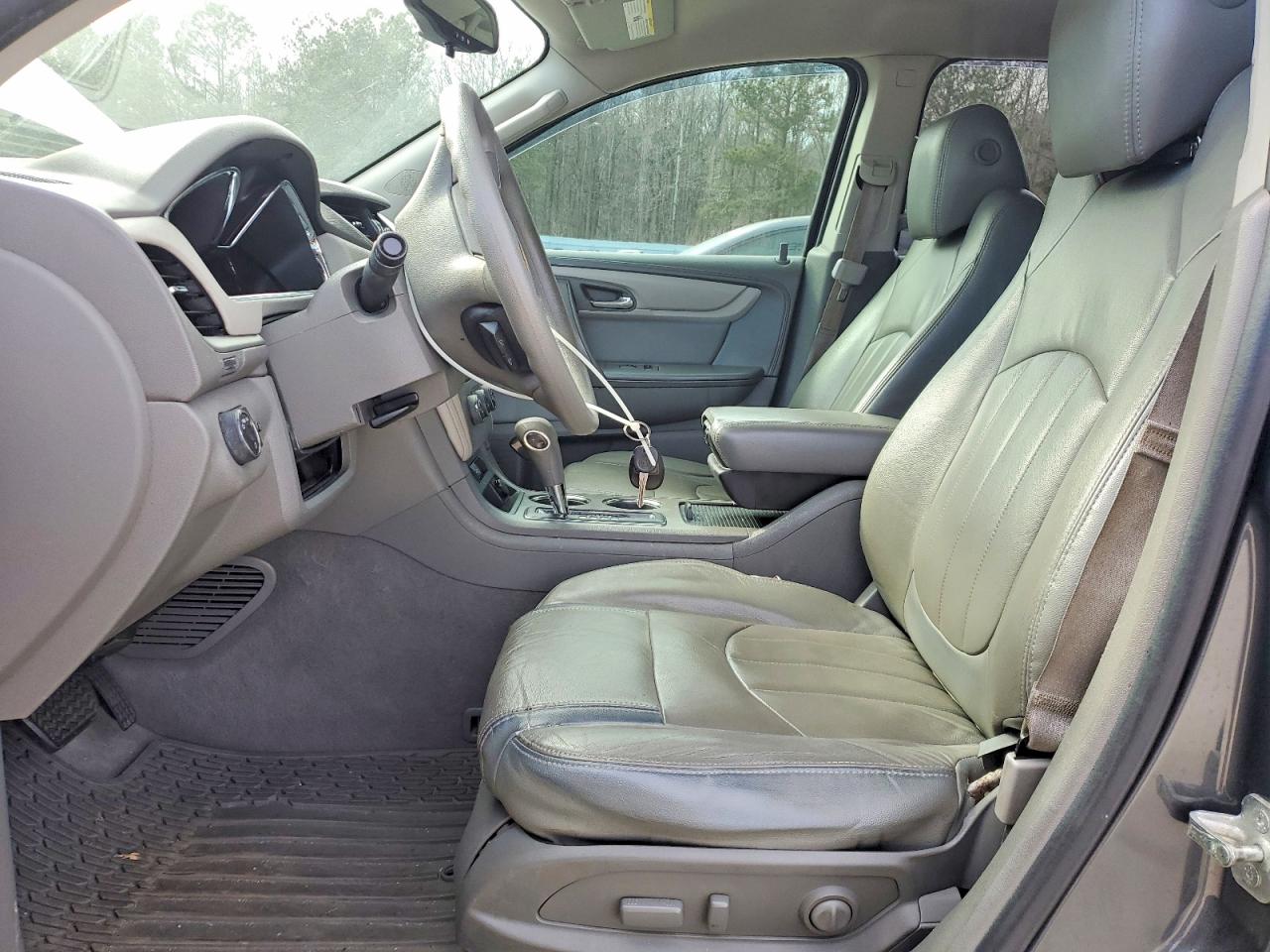 2014 CHEVROLET TRAVERSE LS photo 19