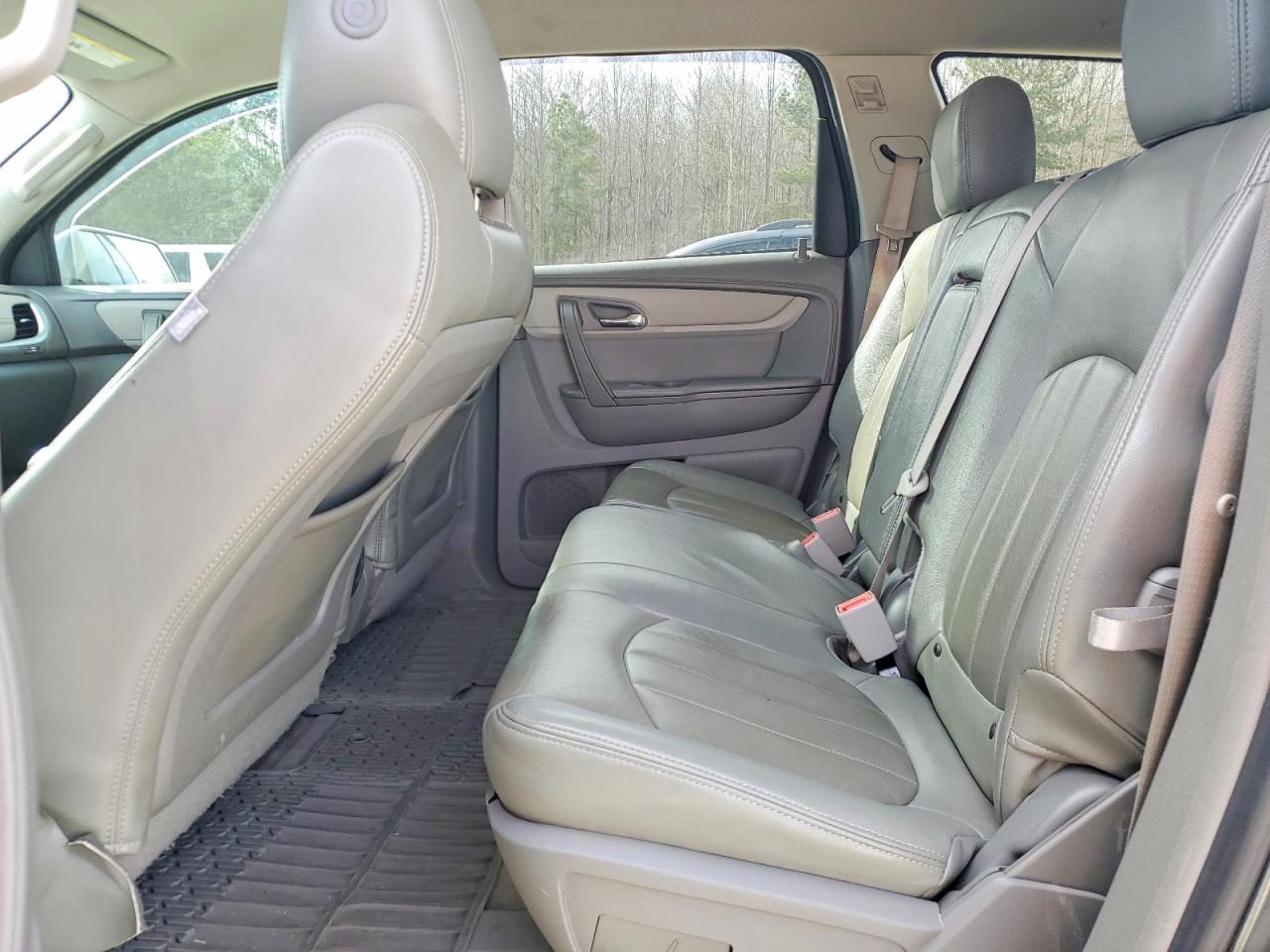 2014 CHEVROLET TRAVERSE LS photo 31