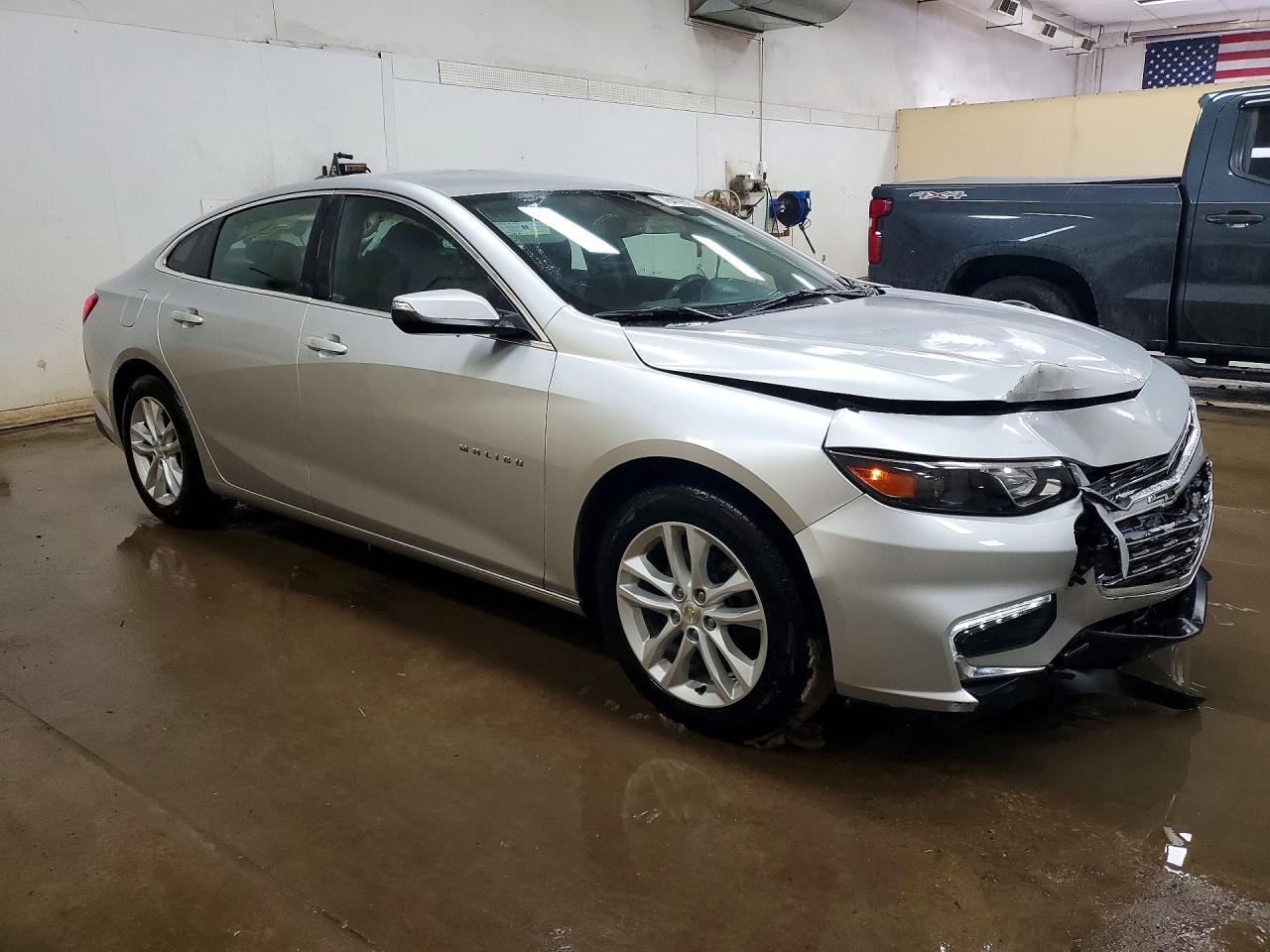 2016 CHEVROLET MALIBU LT photo 4