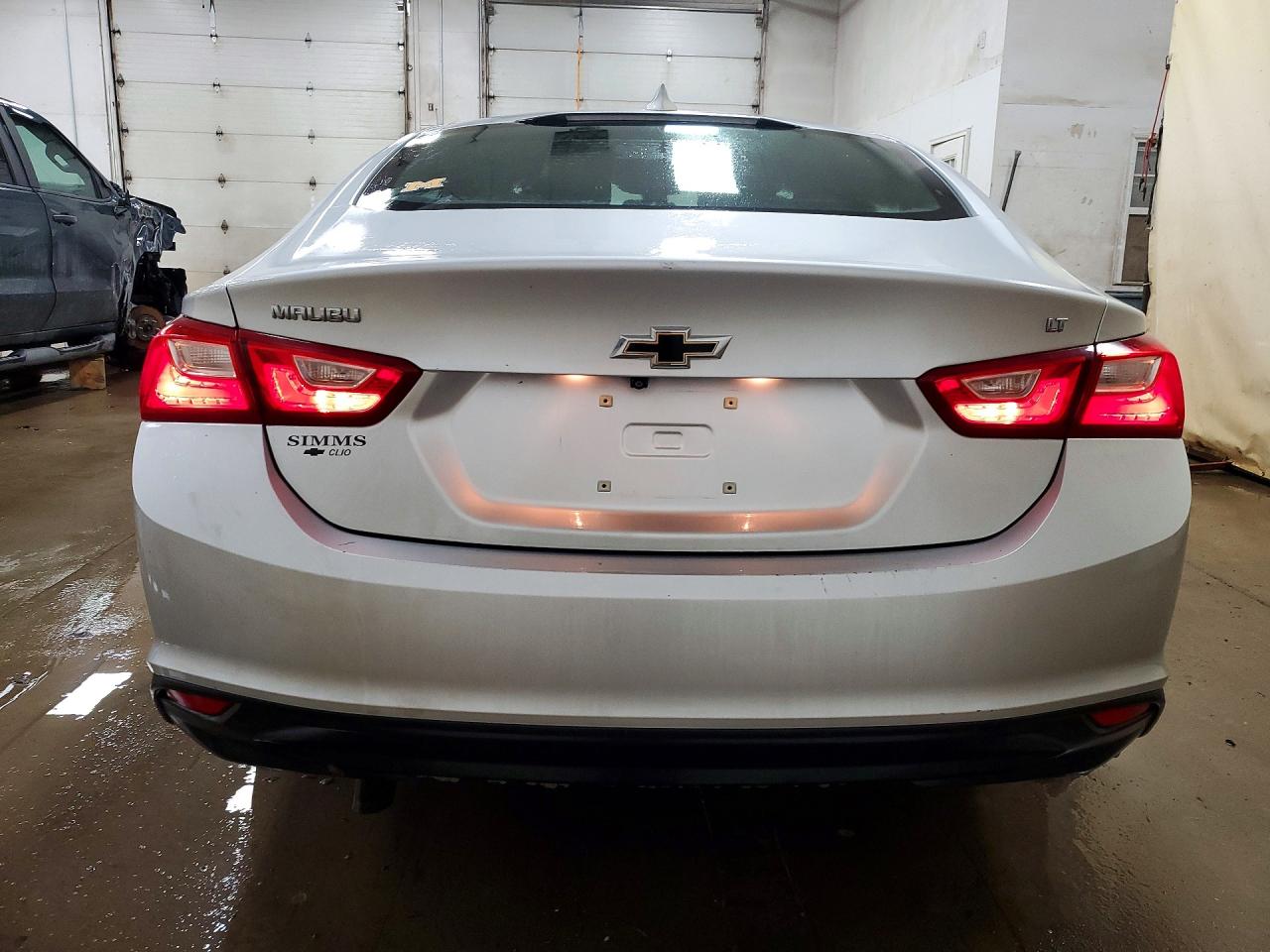 2016 CHEVROLET MALIBU LT photo 6