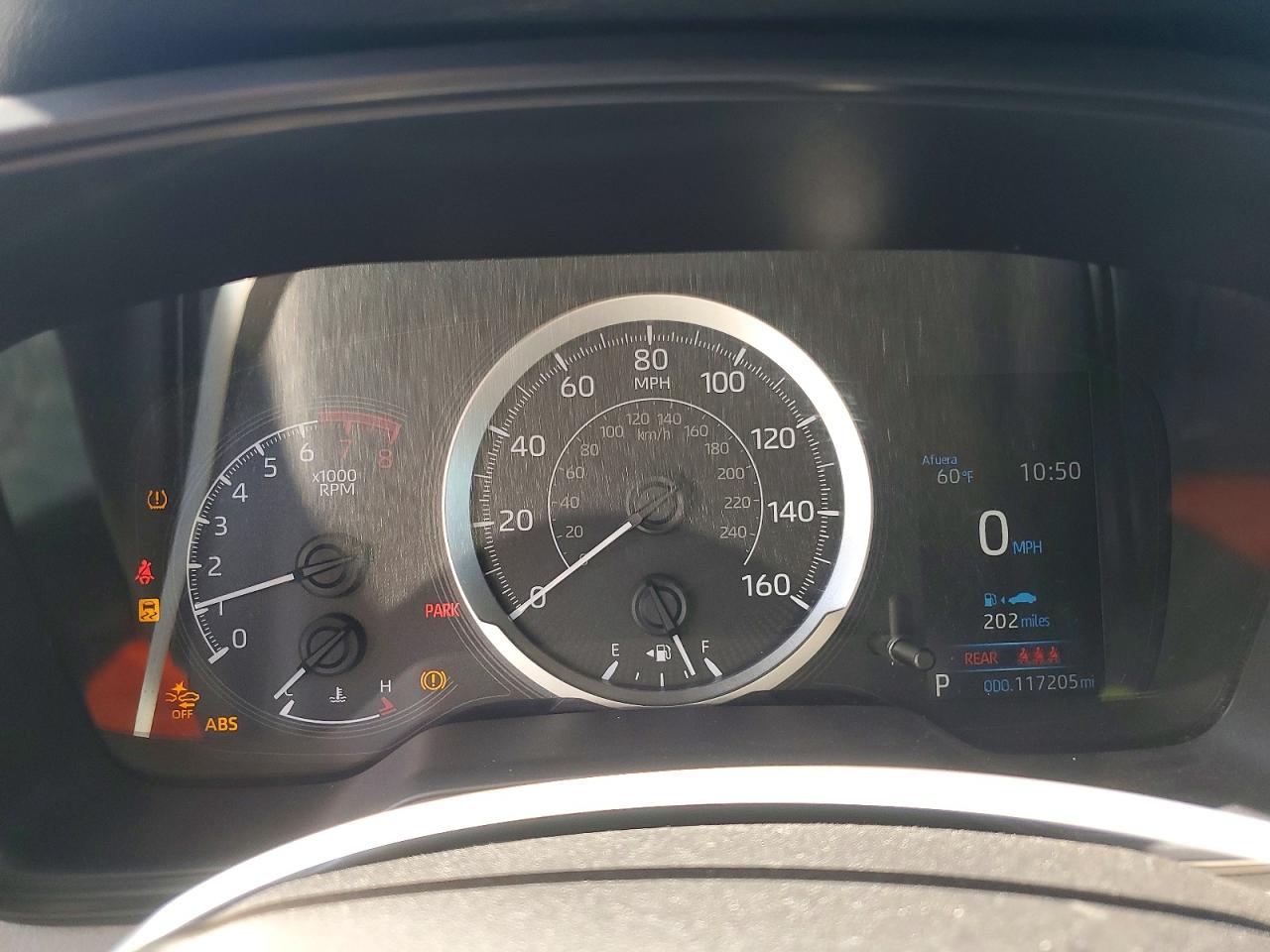 2020 TOYOTA COROLLA LE photo 17