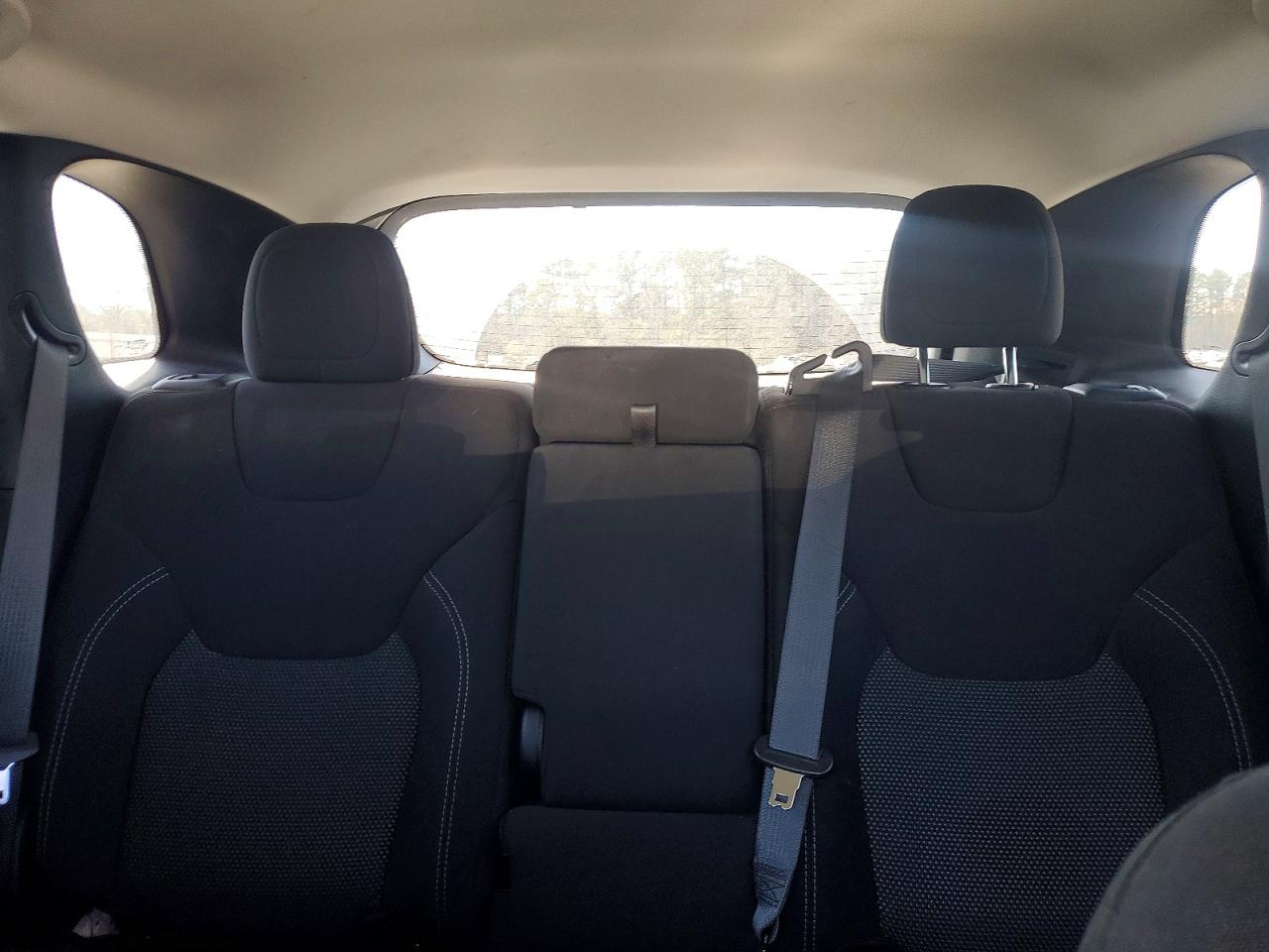 2019 JEEP CHEROKEE LATITUDE photo 10
