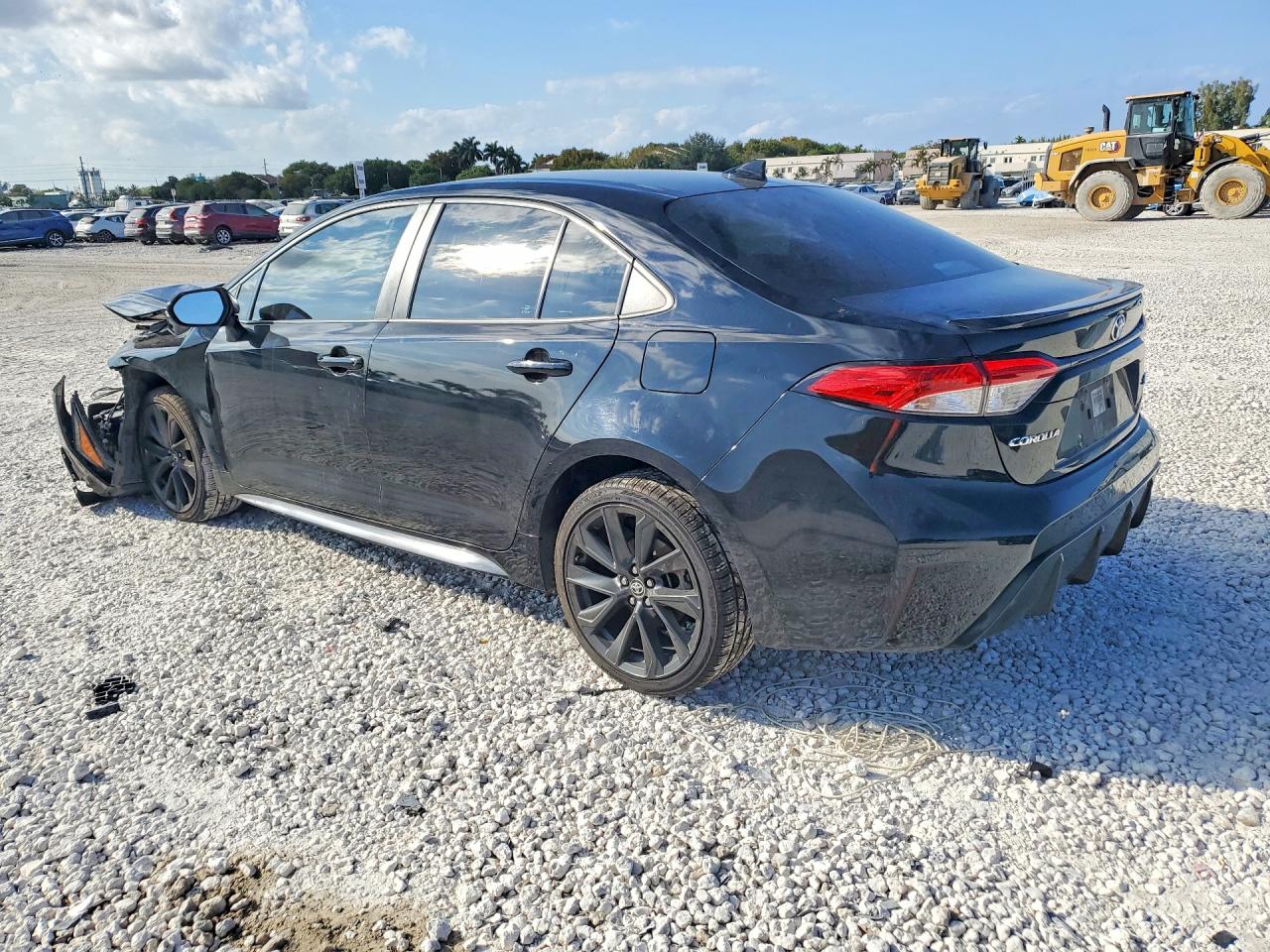 2023 TOYOTA COROLLA SE photo 3