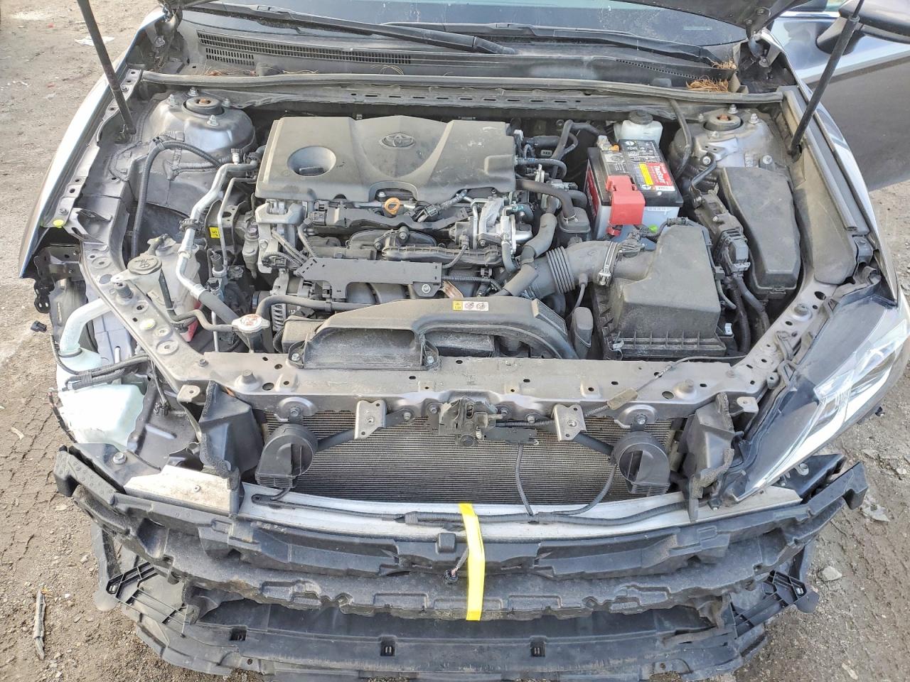 2019 TOYOTA CAMRY SE photo 31