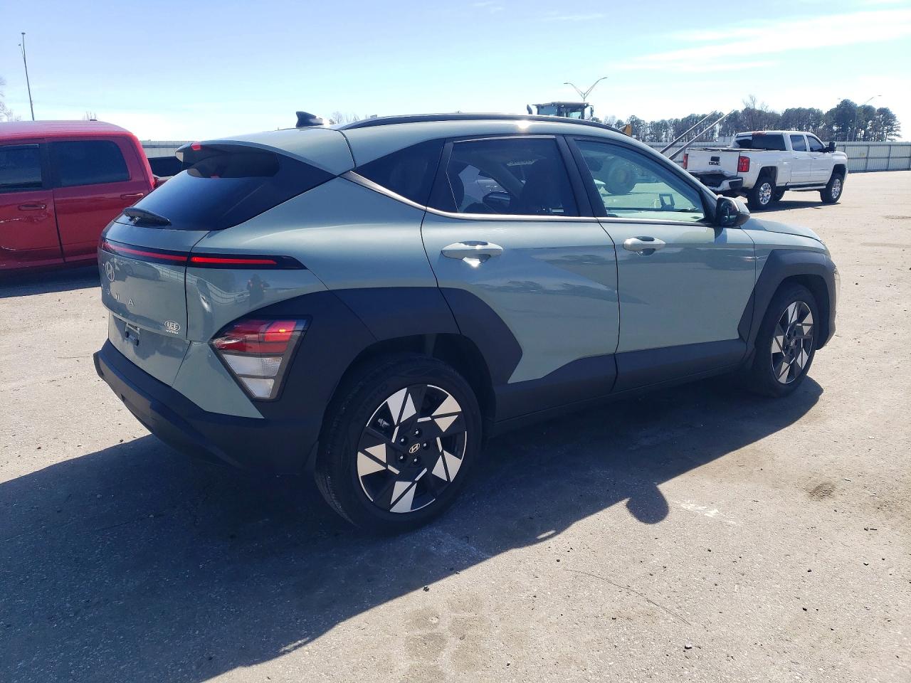2024 HYUNDAI KONA SEL photo 3