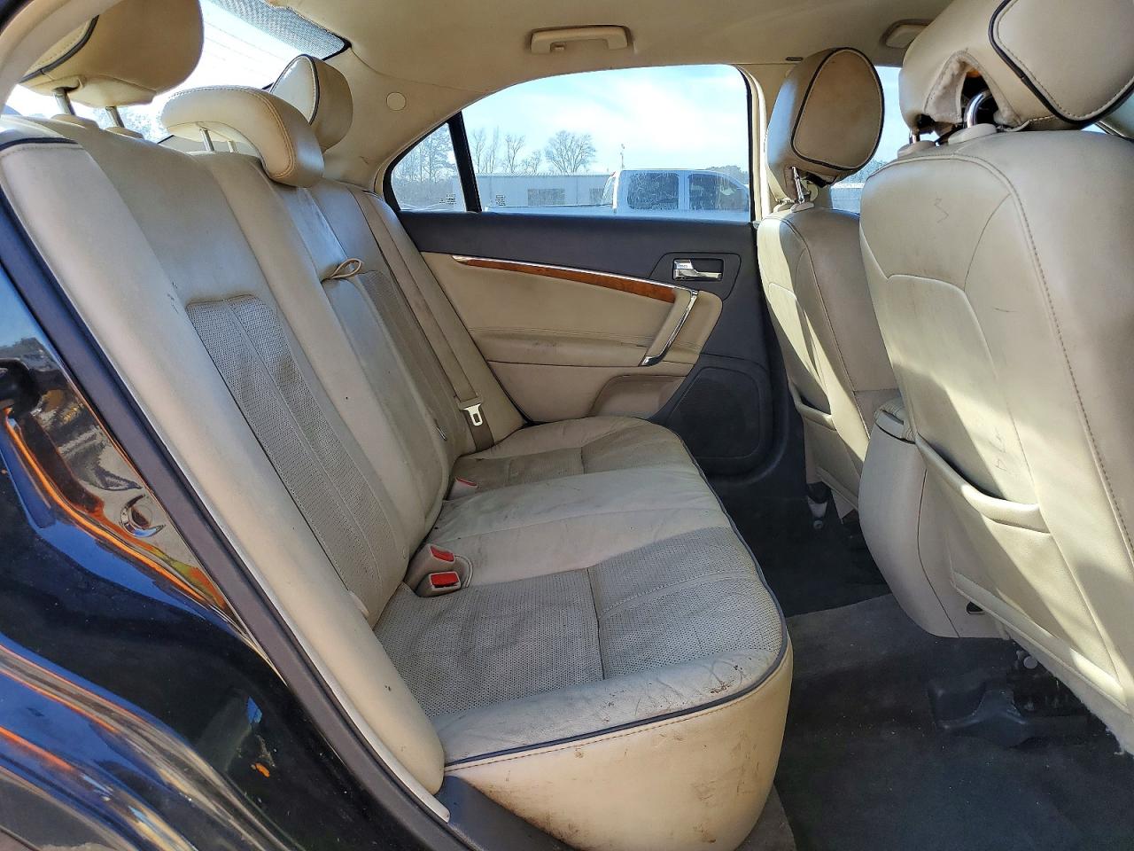 2012 LINCOLN MKZ photo 19