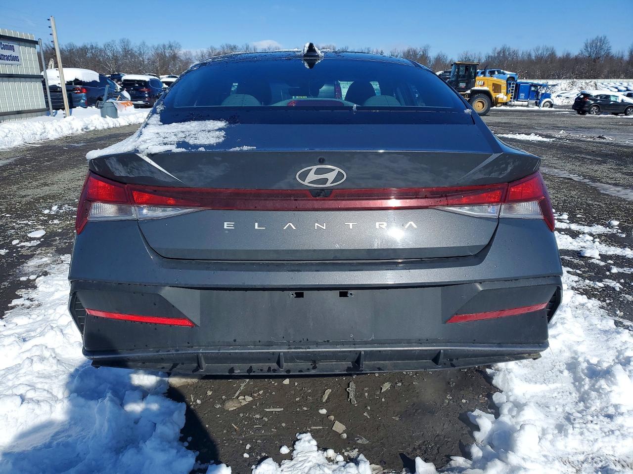 2024 HYUNDAI ELANTRA SEL photo 16