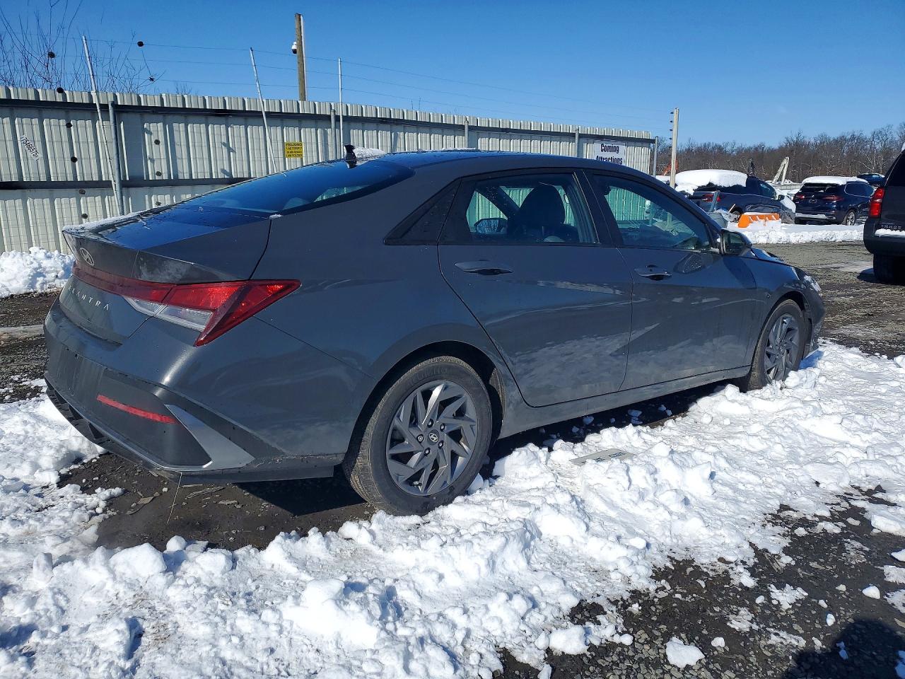 2024 HYUNDAI ELANTRA SEL photo 7