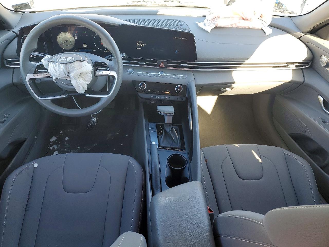 2024 HYUNDAI ELANTRA SEL photo 22