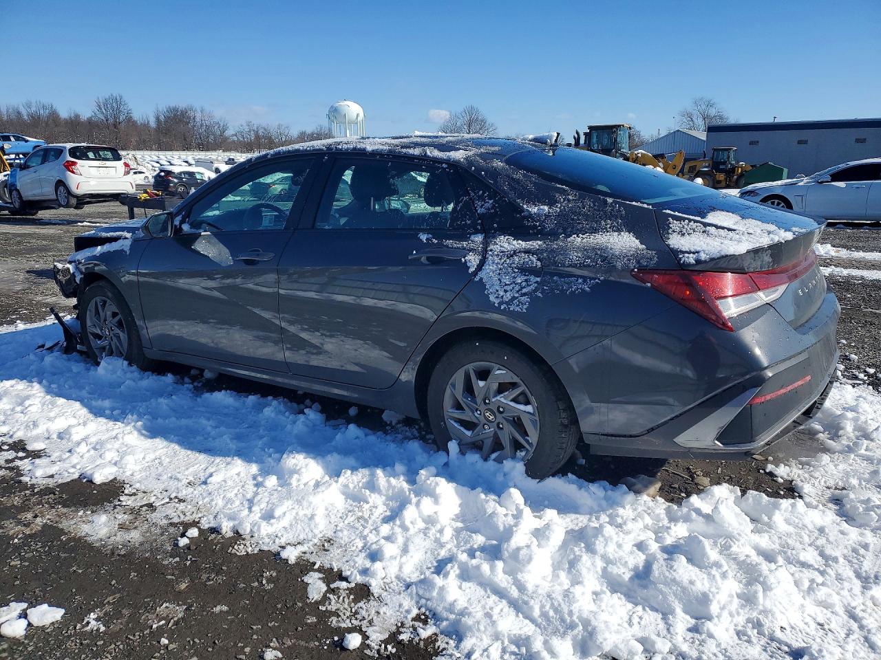 2024 HYUNDAI ELANTRA SEL photo 4