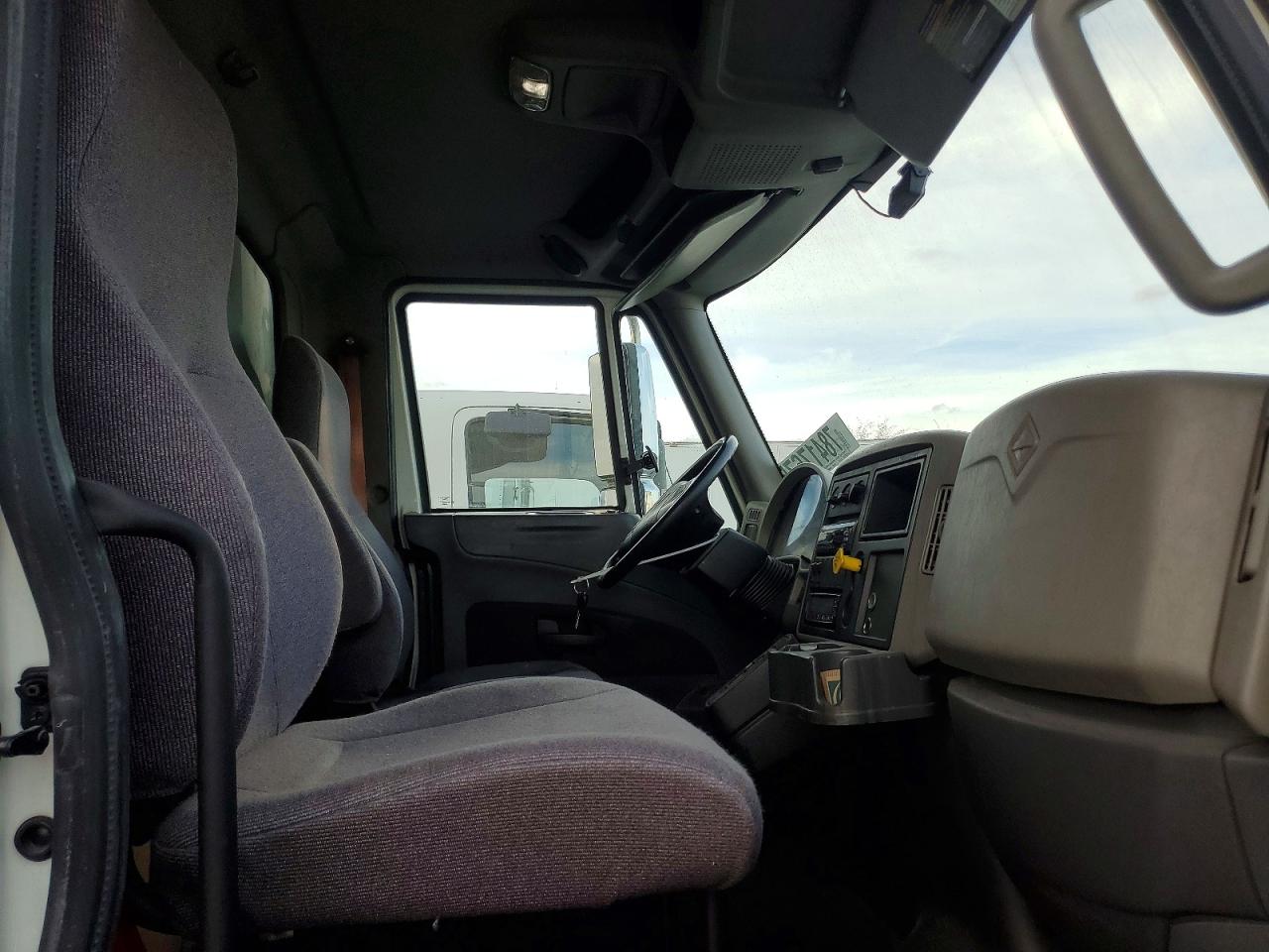 2019 INTL MA025 REFRIGERATED DELIVERY VAN photo 11