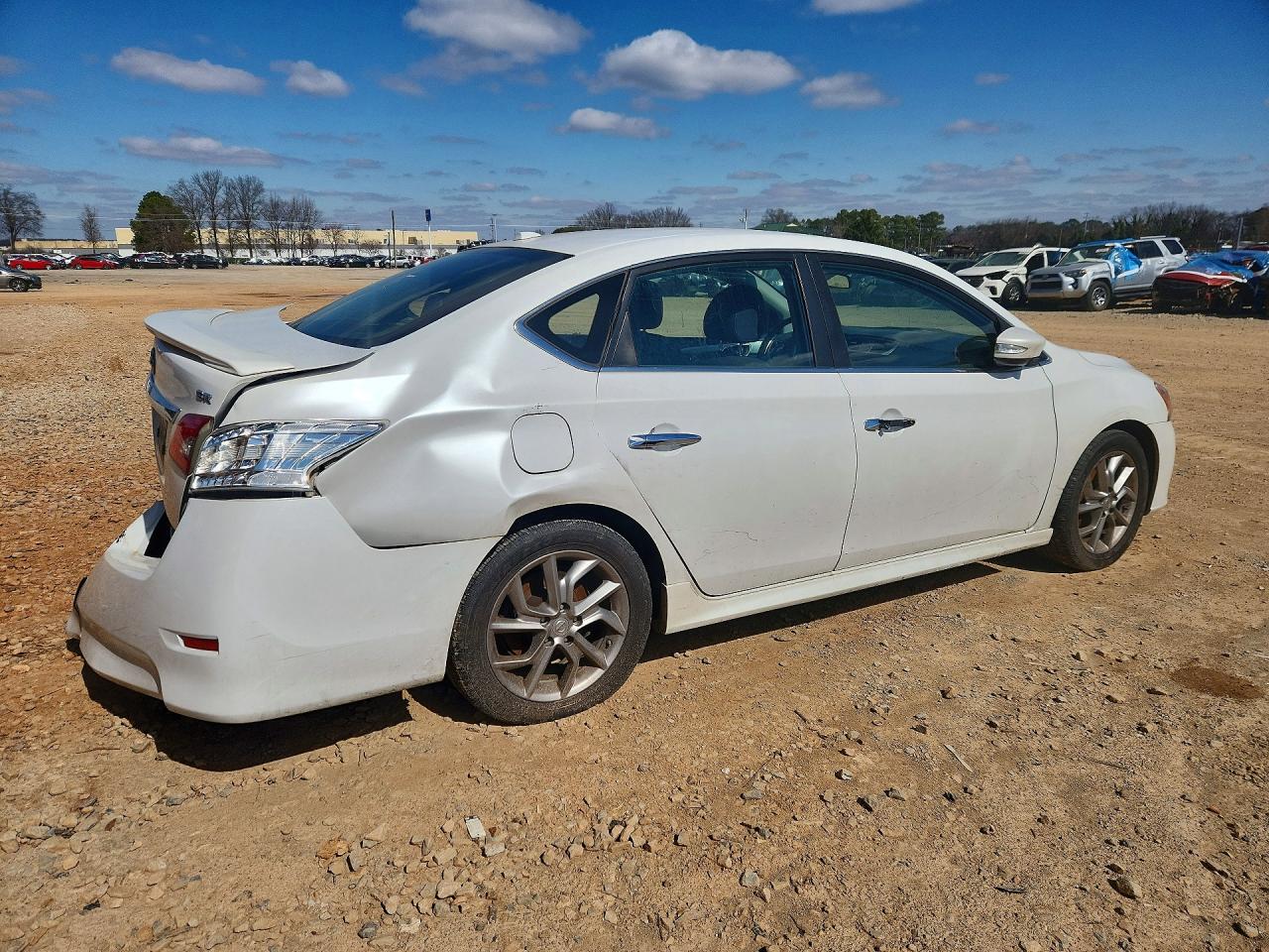 2015 NISSAN SENTRA S photo 5