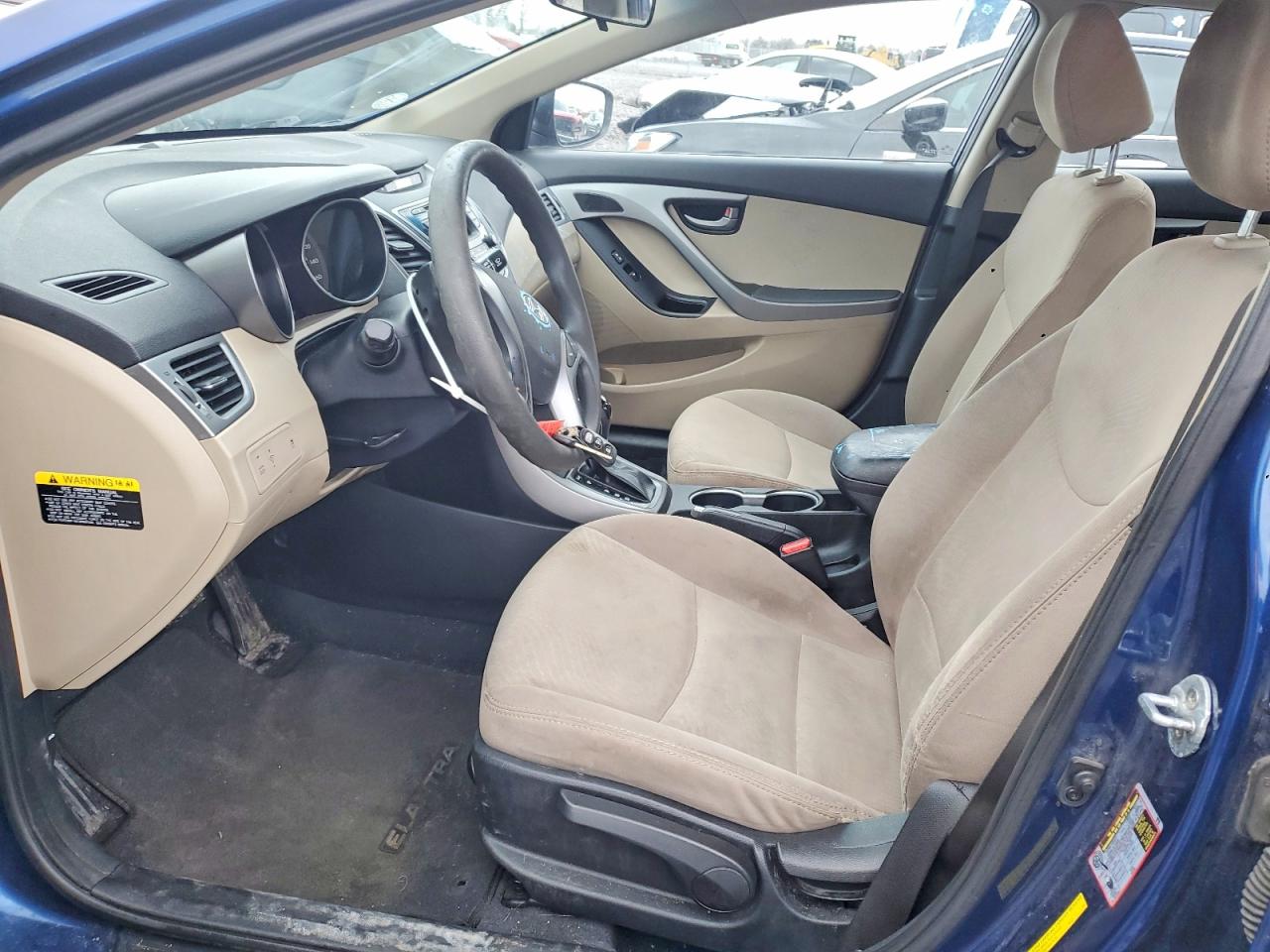 2016 HYUNDAI ELANTRA SE photo 7
